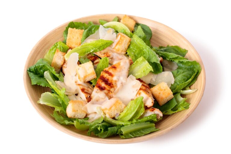 chicken caesar salad calories